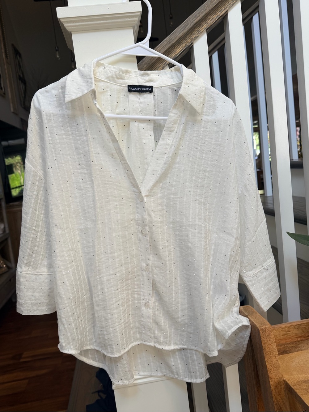 Women's White Button-Front Sparkly Cotton Blouse